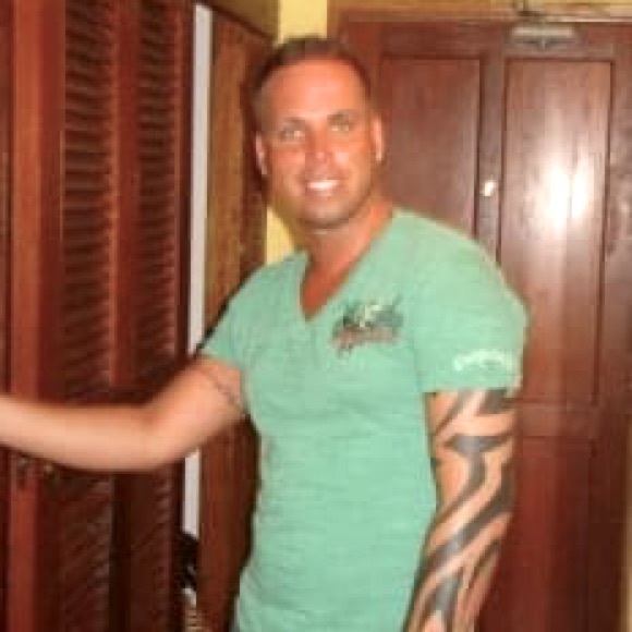 Meet your Posher, Benoit - Picture 2 of 4